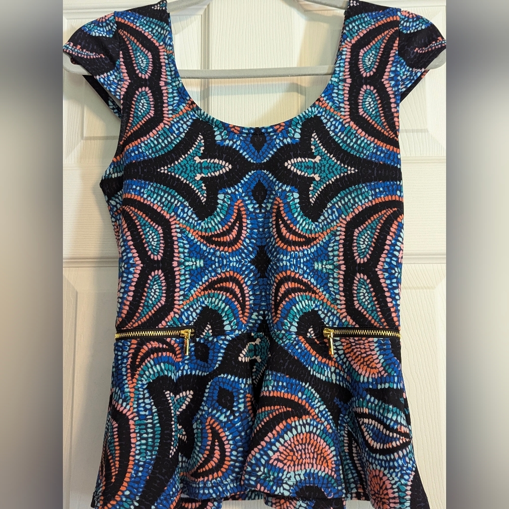 Bebe Multicolor Top